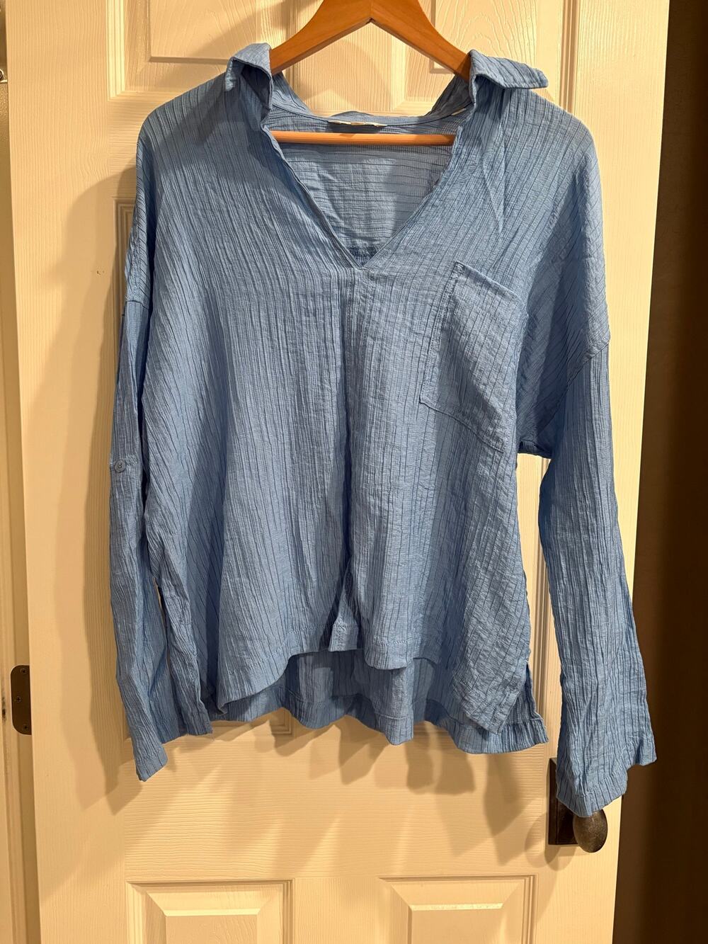 MAX STUDIO Blue Crinkle Fabric Blouse Size XL Business Casual Top Coastal